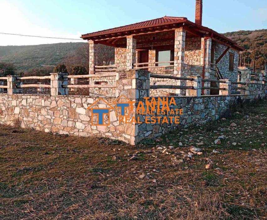 Дава се под наем къща в Полинеро, Кавала