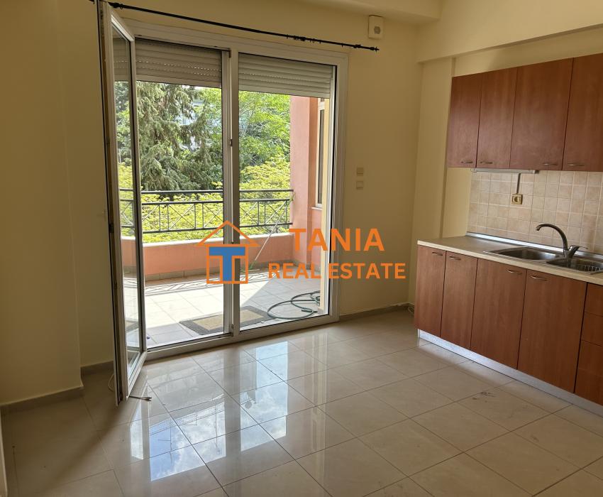 Две гарсониери за продажба в Кавала, широк център-Аг. Йоанис