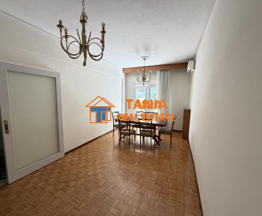 Апартамент за продажба в Кавала, център
