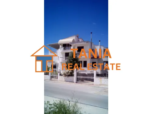 Самостоятелна къща за продажба в Драма