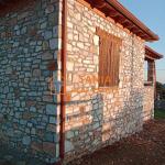 Самостоятелна къща за продажба в Полинеро, Кавала