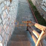 Самостоятелна къща за продажба в Полинеро, Кавала