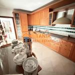 Δύο μεζονέτες προς πώληση στη Νέα Ηρακλίτσα