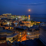 Ενοικιάζεται διαμέρισμα στην Καβάλα, στο κέντρο.